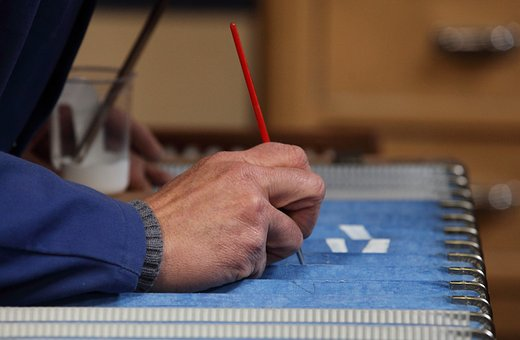 在商標注冊中商標駁回和商標注冊申請不予受理有什么區(qū)別？