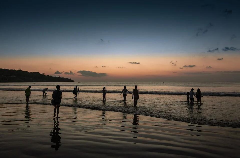 深圳公司注冊｜公司經(jīng)營不善，零申報、轉(zhuǎn)讓和注銷選擇哪個好？