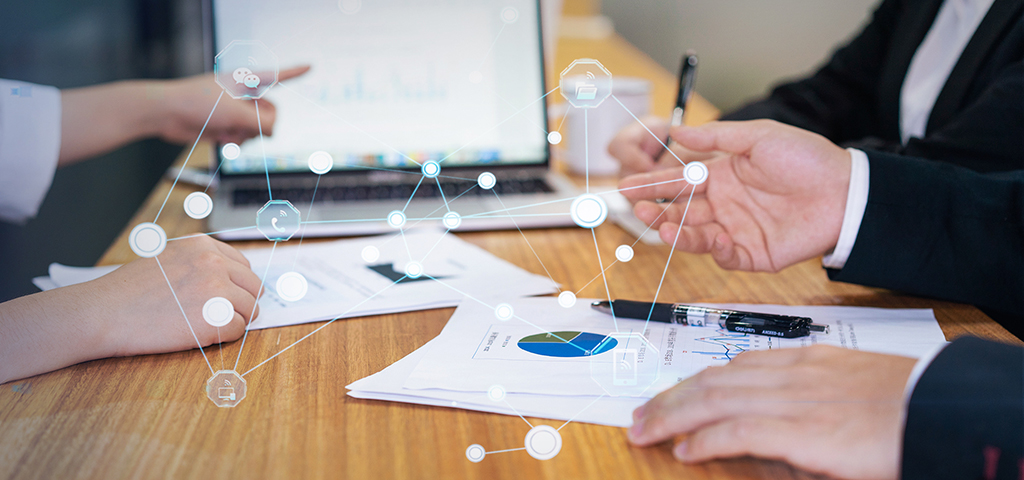 千庫網(wǎng)_商務(wù)辦公室會(huì)議交談攝影圖_攝影圖編號(hào)102071